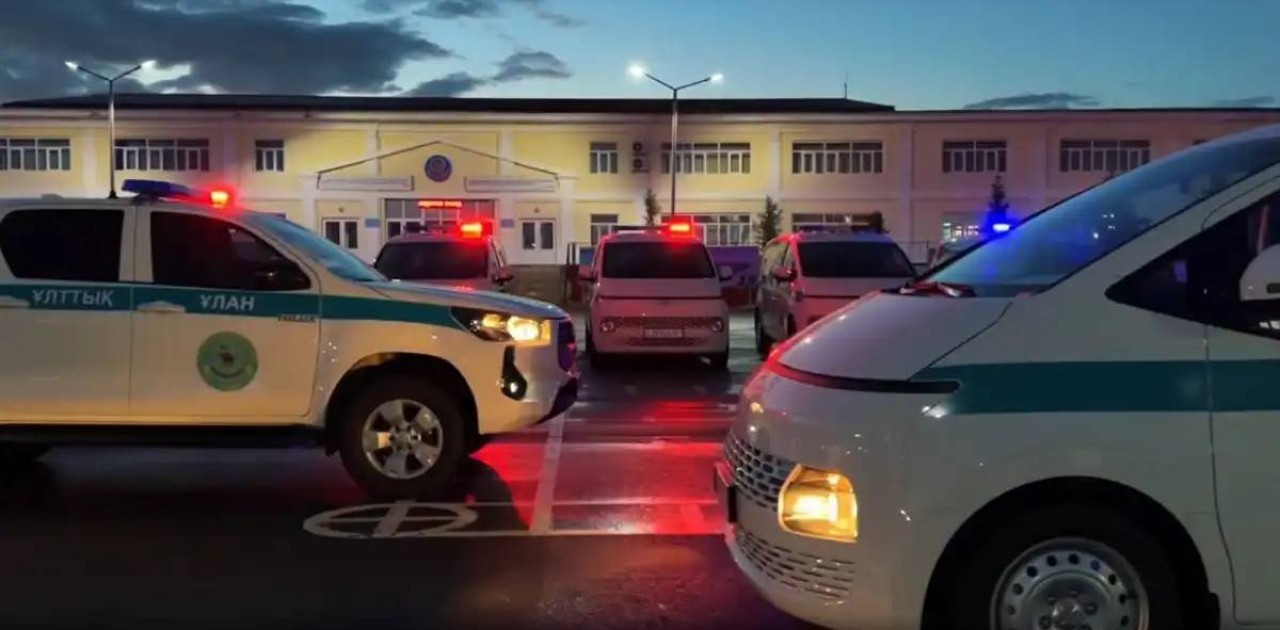 Ұлттық ұлан су жаңа көліктермен вальс билеп, видеоға түсірді