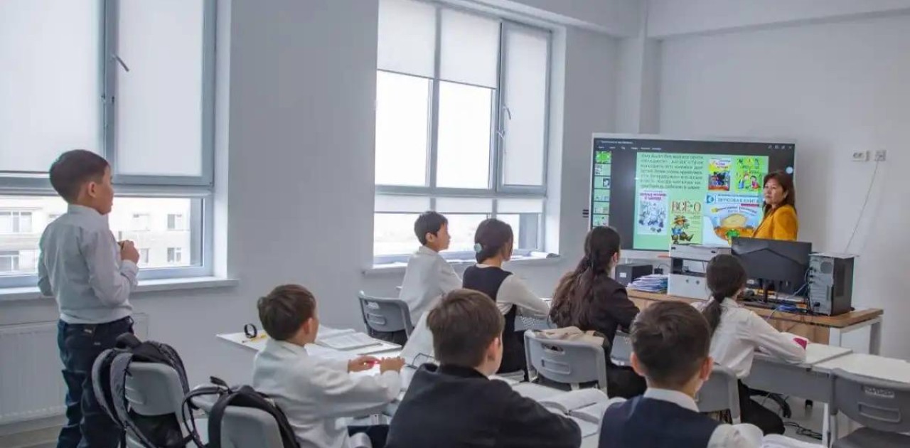 Үкіметте мектептер, бірыңғай әлеуметтік төлемдер және әлеуметтік қамсыздандыру бойынша шаралар ұсынылды