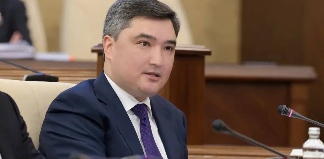 Үкімет басшысы: Еңбек биржасында  100 мыңнан астам бос жұмыс орны тұр