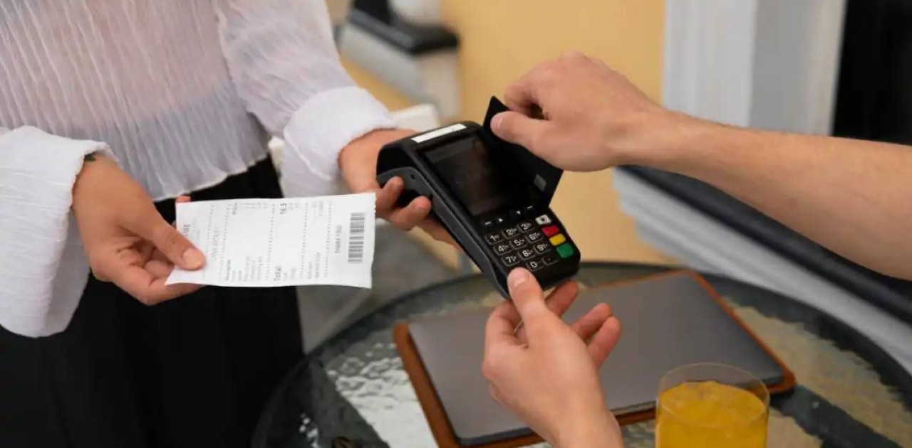 Елімізде «Чекті талап ет — Halyk Bank-тен сыйлық ұтып ал!» акциясы басталды