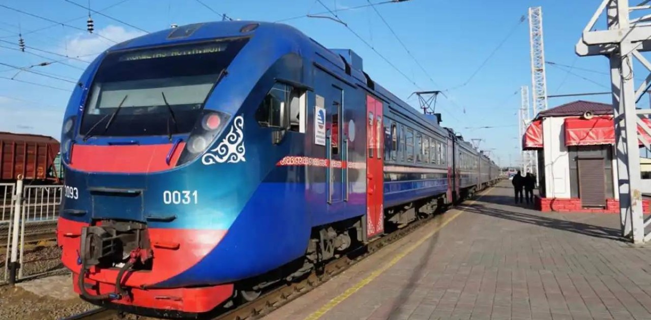 Қазақстанда тағы екі бағыттағы пойызда Starlink интернеті қосылады