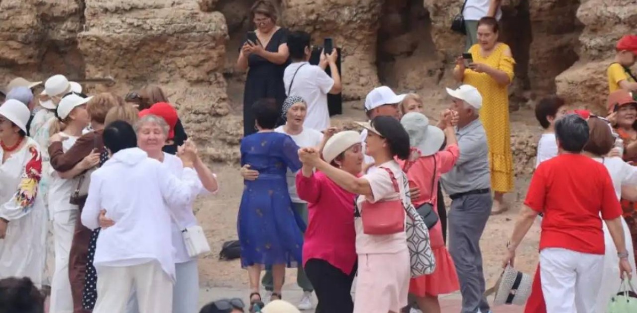 Астанада зейнеткерлерге арналған би кештері өтеді