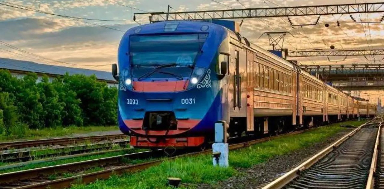 «Астана – Бурабай курорты» бағыты бойынша қосымша электр пойызы іске қосылды
