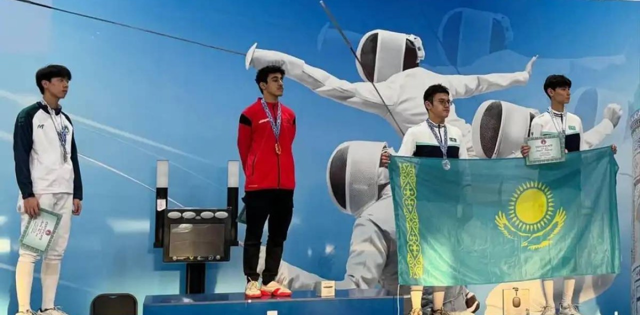 Қазақстан семсерлесуден Азия кубогында үш медаль жеңіп алды