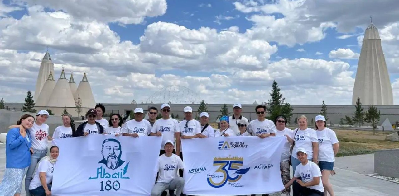 «Абай жүрген жолдармен»: «Елорда Ақпарат» ұжымы ұлылар еліне саяхаттады