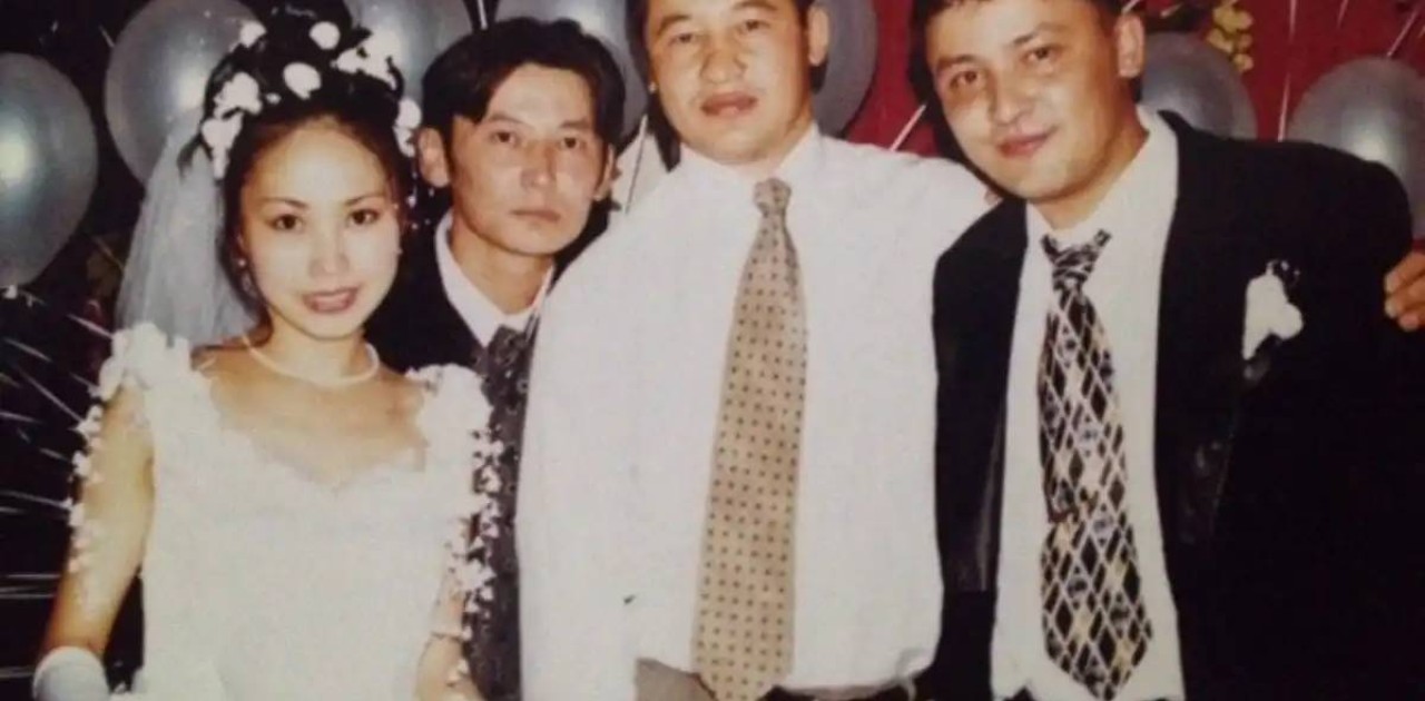 Әнші Қарақат Әбілдина тұрмысқа шыққан сәтін есіне алды (ВИДЕО)