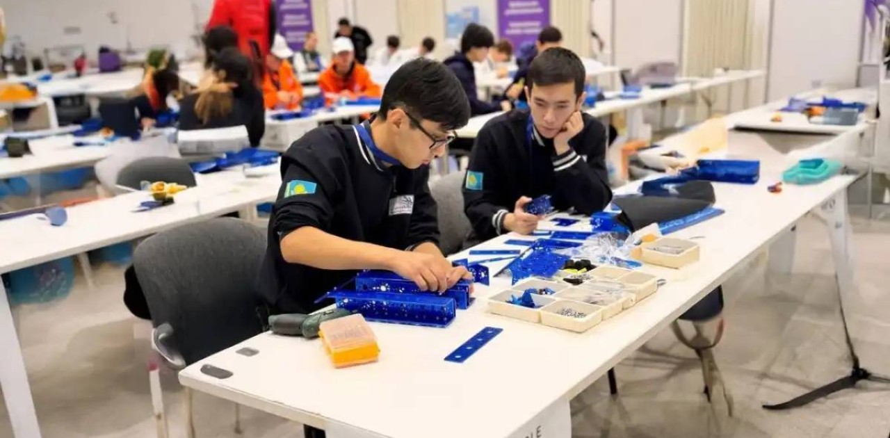 Елдегі 30 колледж корпоративтік басқару жүйесіне көшіп жатыр