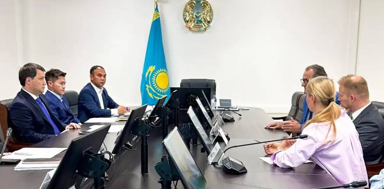 Венгриялық компания елімізде бал өндіру зауытын салуды жоспарлап отыр