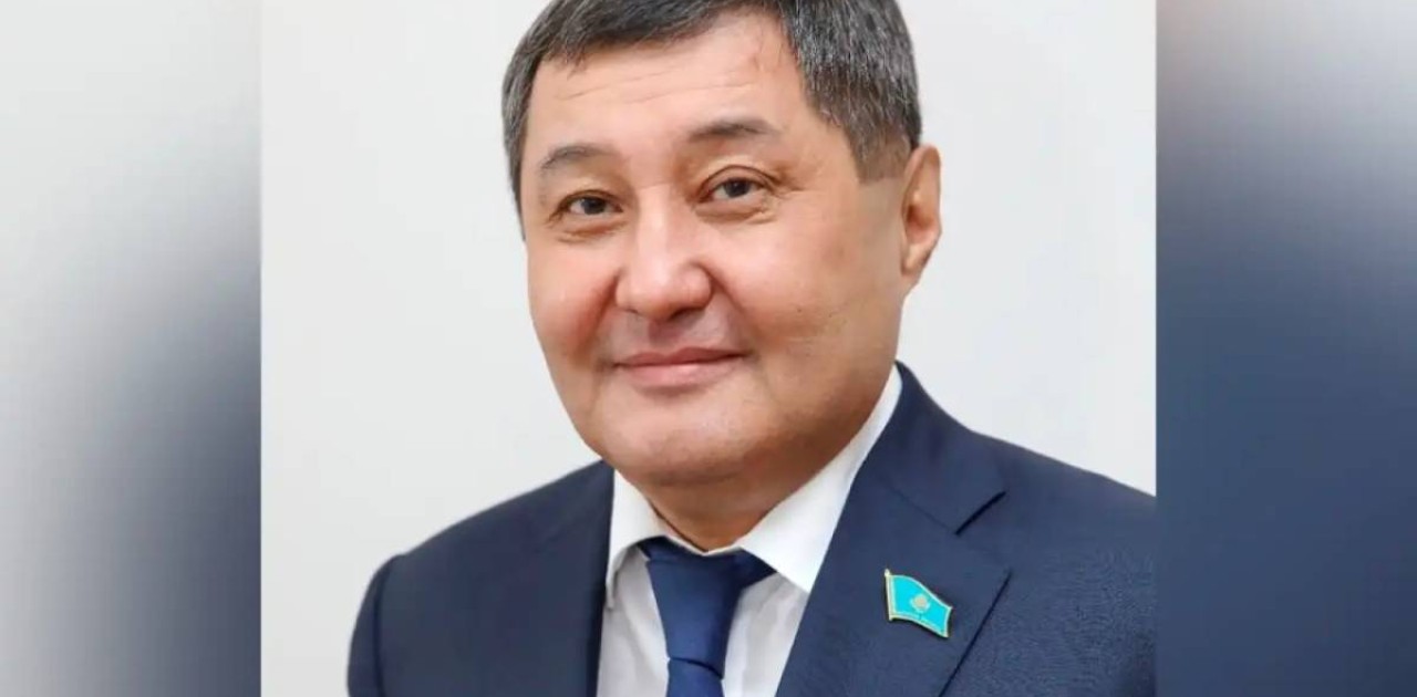 Адамбек Кендебай: Алаңдаудың қажеті жоқ, халықтың әлеуметтік жағдайы мемлекеттің бақылауында