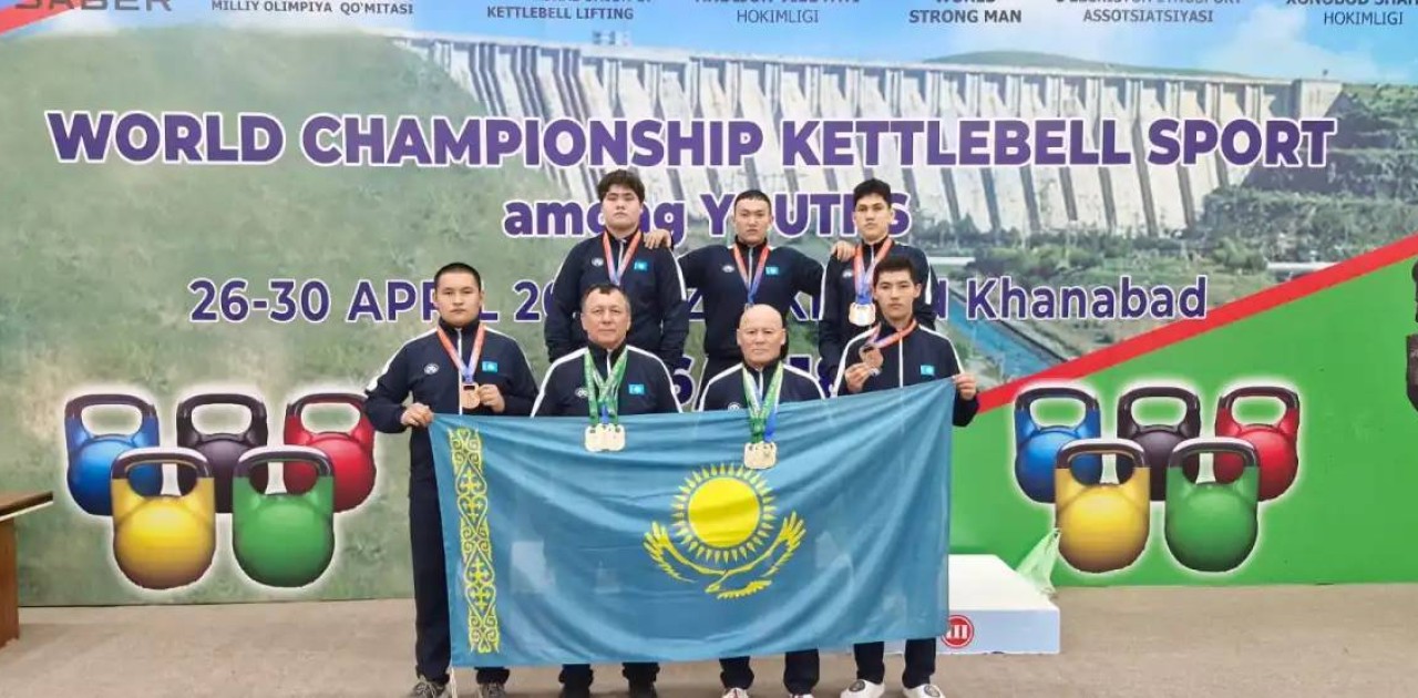 Елордалық спортшылар гір спортынан әлемдік бәсекелерде екінші орынды еншіледі