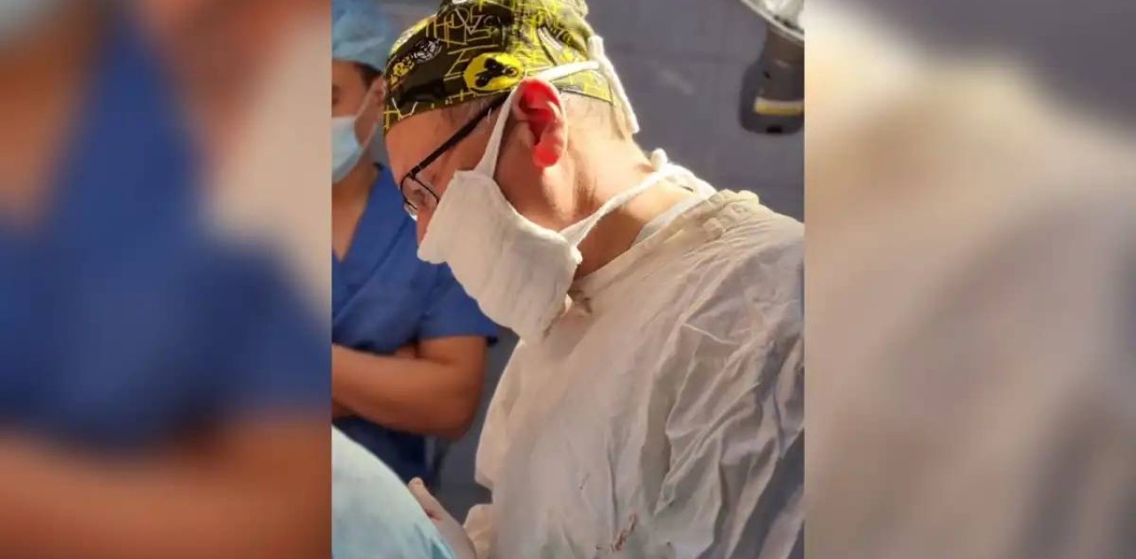 «Небәрі төрт нейрохирург болдық»: Бас нейрохирург Ермек Ибраев елорда медицинасының қалыптасу жолы туралы айтты