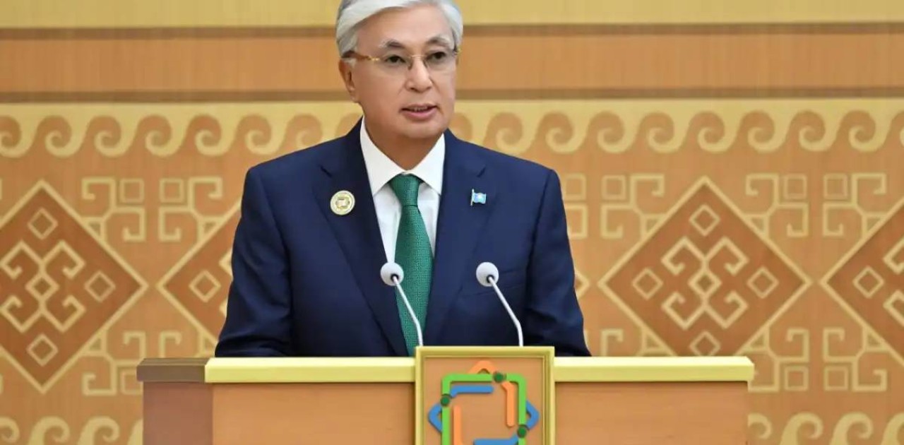 Президент: Азия мен Еуропа арасындағы құрлық арқылы тасымалданатын жүктің 85 пайызға жуығы еліміз арқылы өтеді