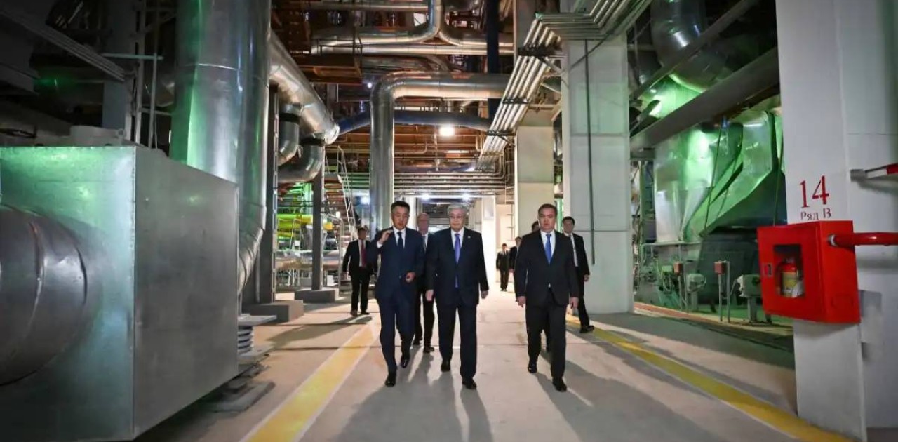 Президент елордадағы үшінші ЖЭО-ның алғашқы кезегінің қызметімен танысты