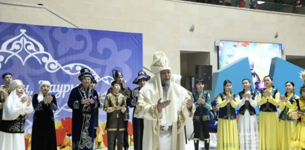 Астанада Көрісу күні аталып өтті