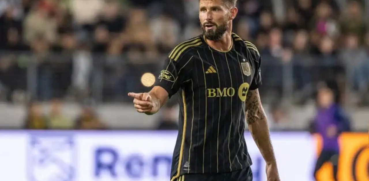 «500 мың доллар»: АҚШ-та атақты француз футболшысының үйін тонап кетті