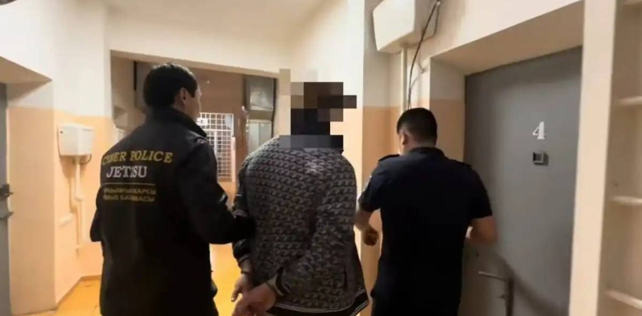 Қазақстандықтардың есепшоттарына кибершабуыл жасаған күдікті ұсталды (ВИДЕО)