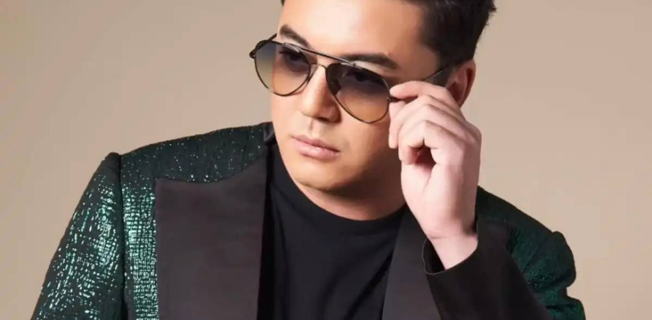 «Жарқырай беріңіз»: Алмас Кішкенбаев жаңа әнін жарыққа шығармақ