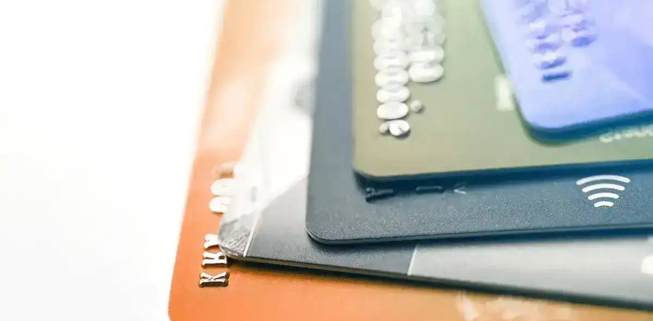 Онлайн-несие ережелері өзгереді: 55 жастан асқандарға шектеу қойылмақ