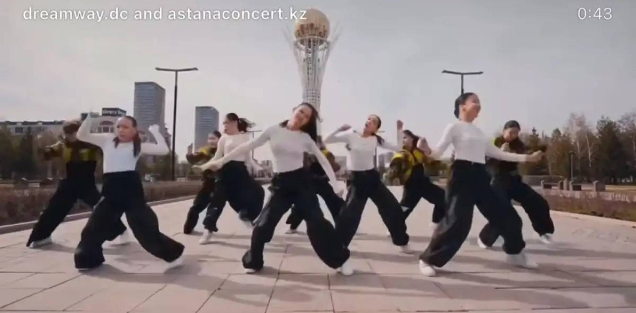 Джей Ло 248 млн оқырманы бар парақшасына астаналықтардың биін жариялады