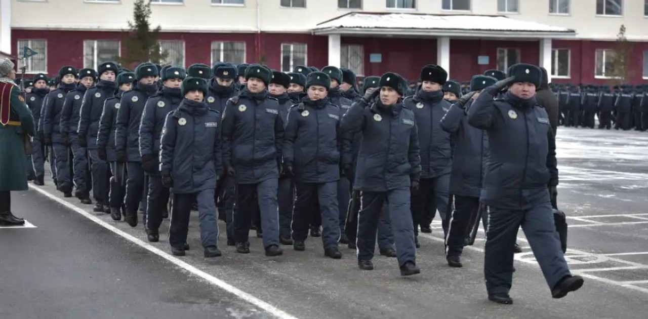 Астанада жас сарбаздар жауынгерлік қызметке кірісті