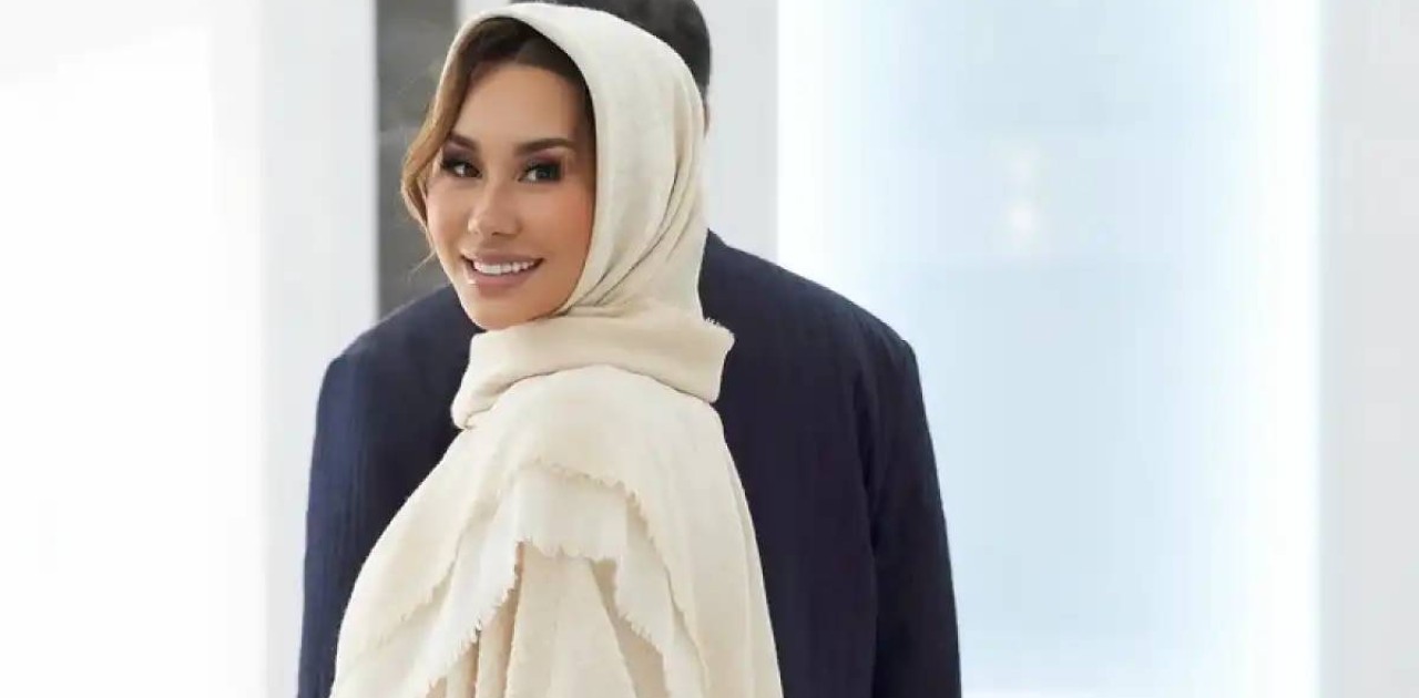 «Енді яхта, вилла сатып ала аламын»: Динара Сәтжан күйеуі туралы айтты