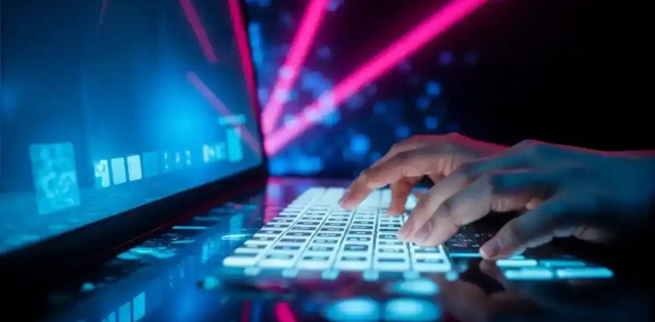 Банк картасын үшінші тұлғаларға бергені үшін жауапкершілік енгізілді