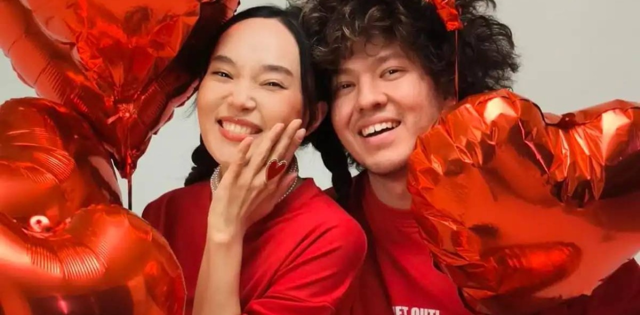 «Бірге тұрып жатырмыз»: Сәкен Қағаров пен Айжұлдыз Адайбекованың тойы қашан болатыны белгілі болды