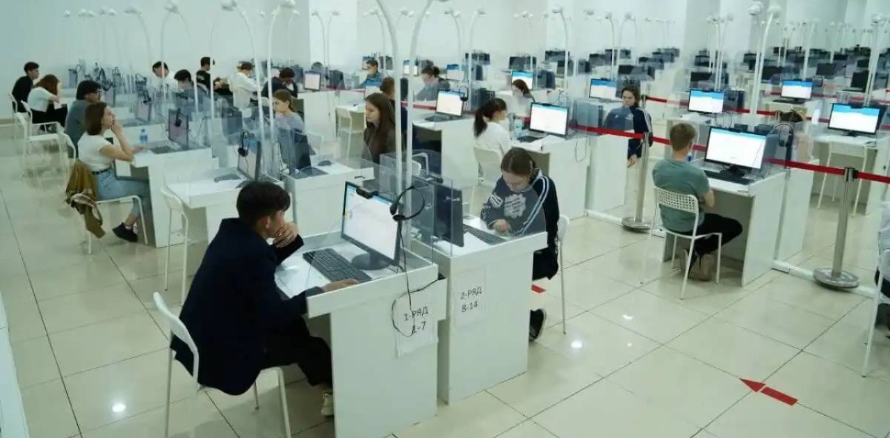 ҰБТ ережесін бұзған 380 талапкер тестілеуден шығарылды