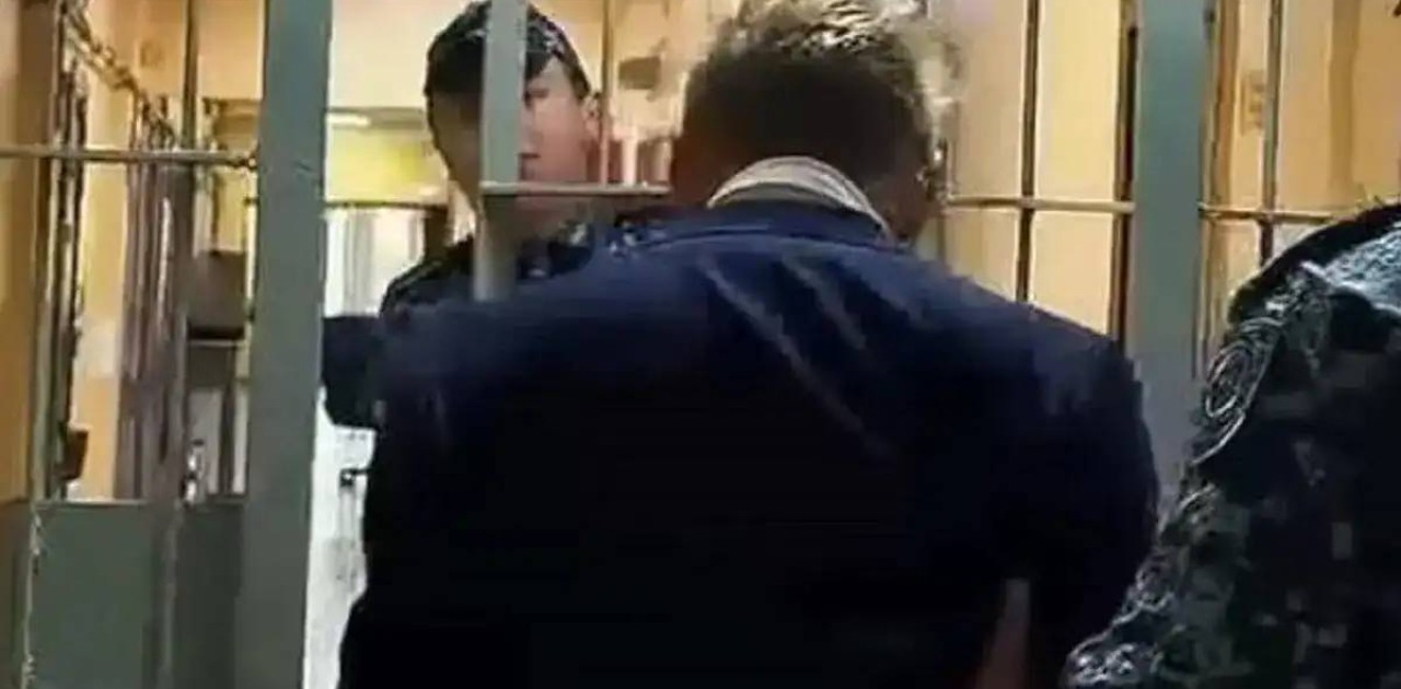 Астанада даулы видео жариялаған танымал блогер қамауға алынды