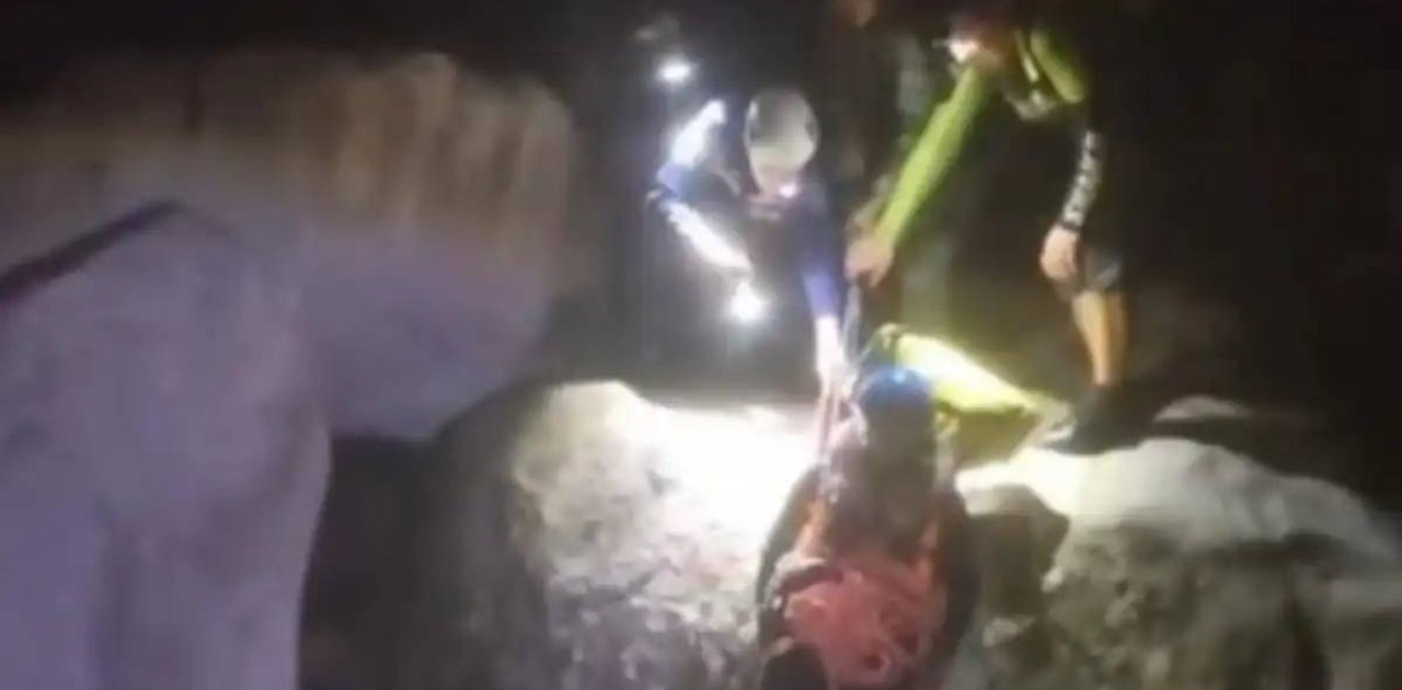 Түркістан облысының тауларында алты турист құтқарылды