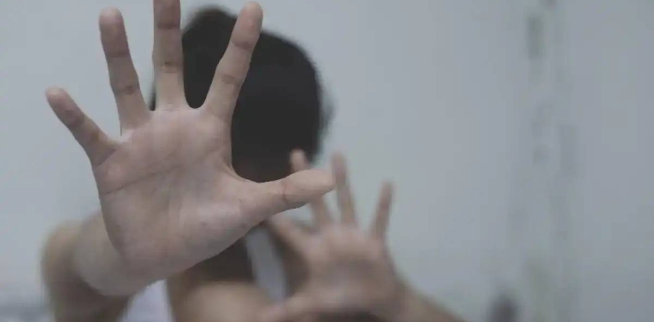 ҚМДБ дінтанушының әйелді қамшымен ұру туралы видеосына қатысты мәлімдеме жасады