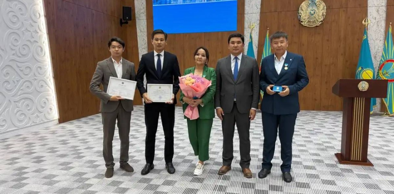 Астана қаласы әкімдігі «Elorda Aqparat» өкілдерін БАҚ күніне орай  марапаттады