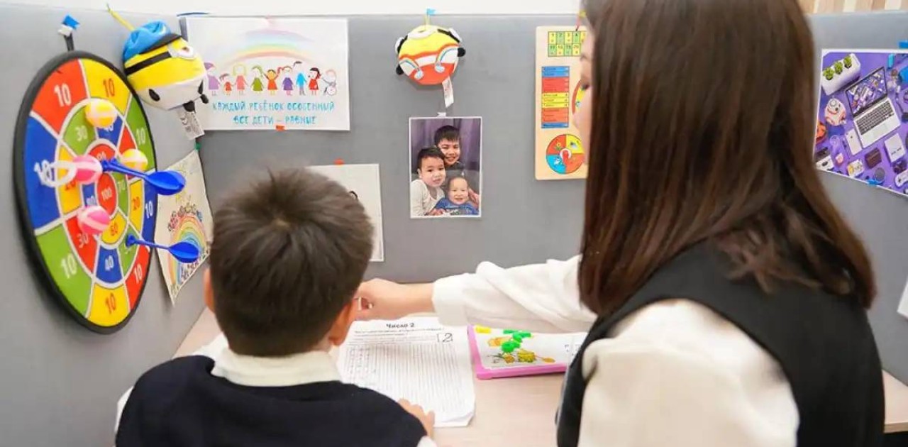 «35 мыңнан астам педагог жұмыссыз»: депутат мұғалім даярлау жүйесін сынады