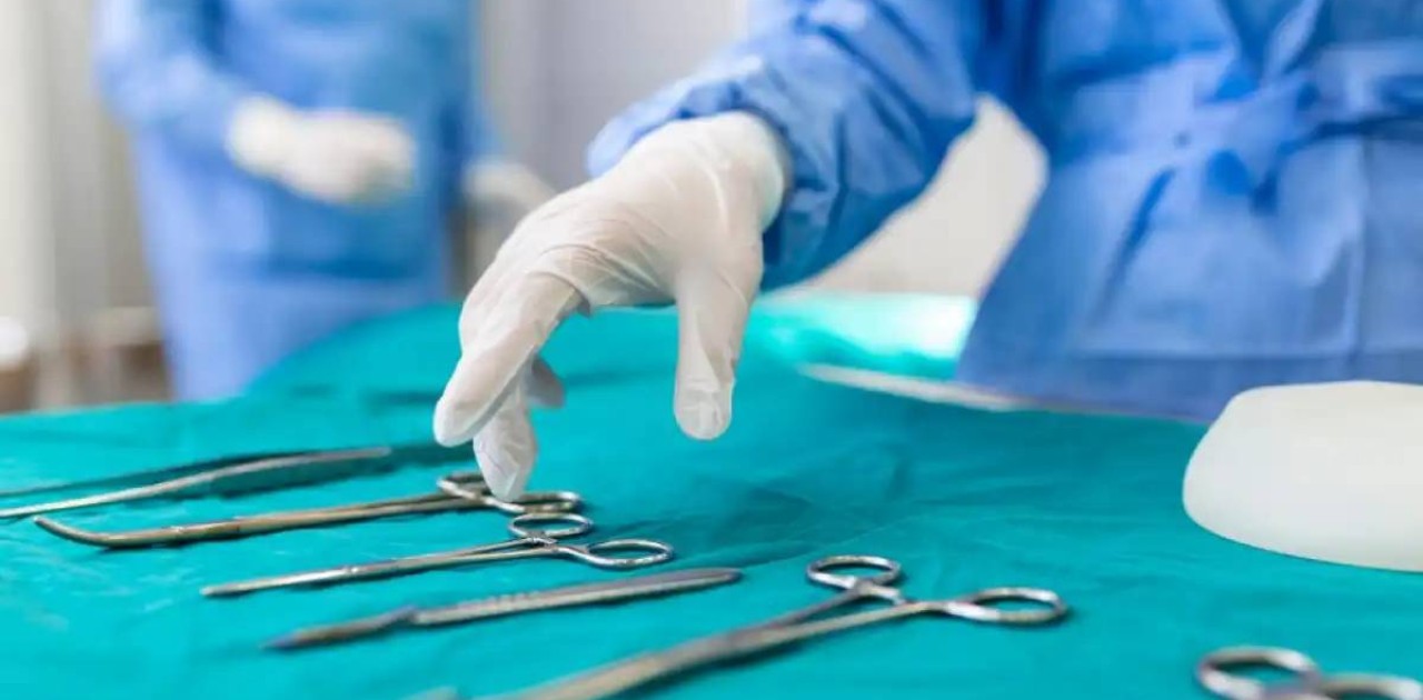 Атырауда көпбалалы ана әкімдікке сүндетке отырғызу қымбаттап кеткенін айтып шағымданды