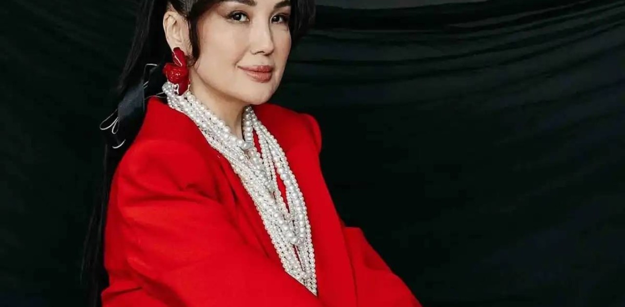 «Бұтының арасынан өт»: Ләйлә Сұлтанқызы бала көтеруге қатысты ырымдарды айтты