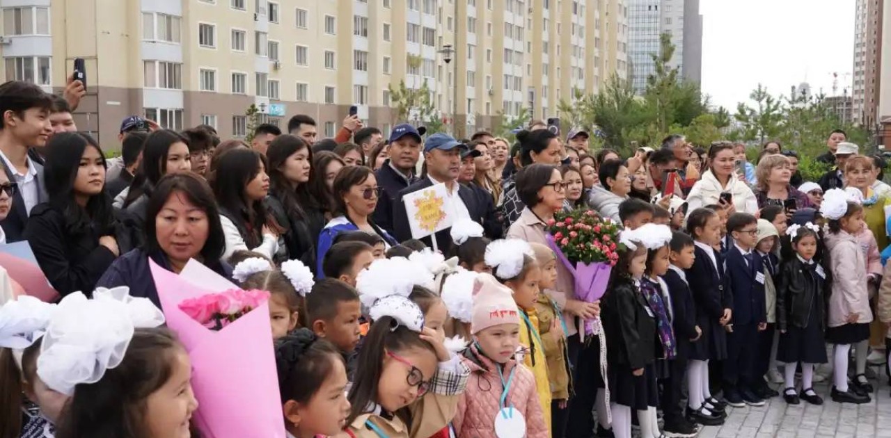 Биыл қанша қазақстандық оқушы мектеп бітіреді