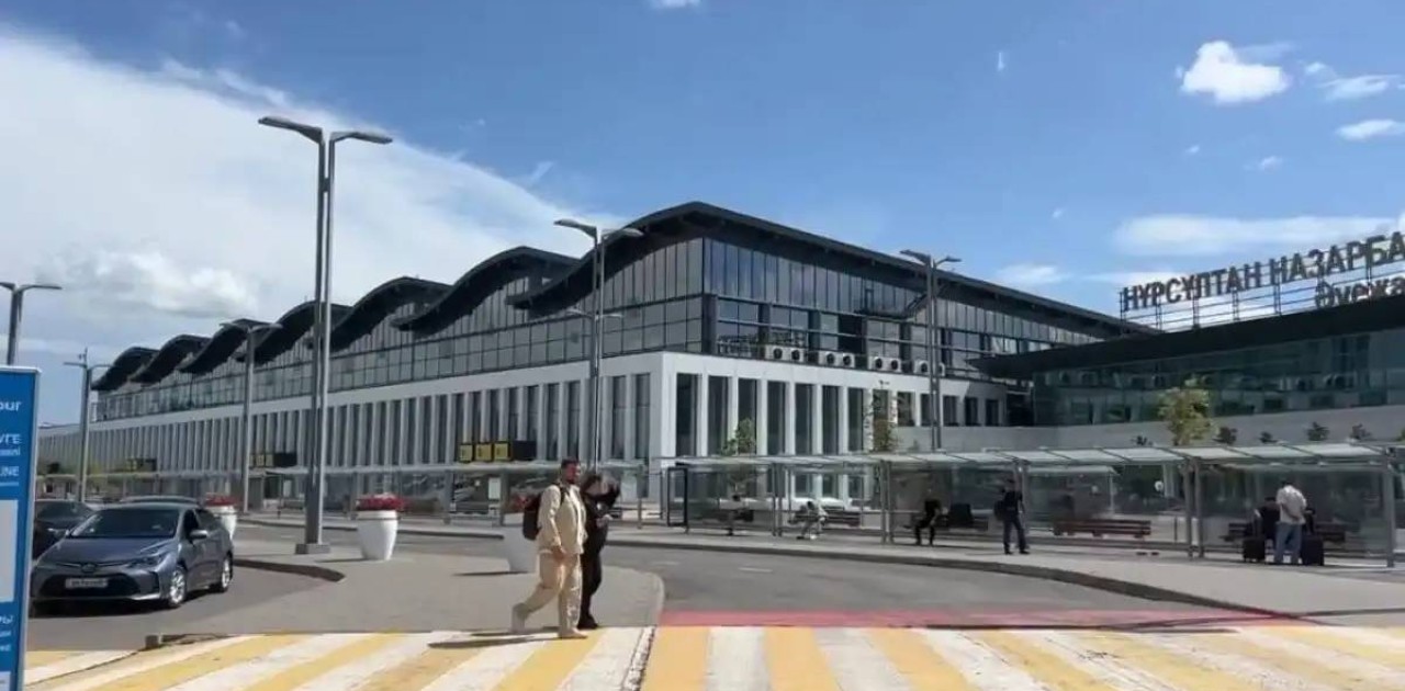 Көлік полицейлері 300-ден астам жолаушыны әуе рейстерінен түсірді