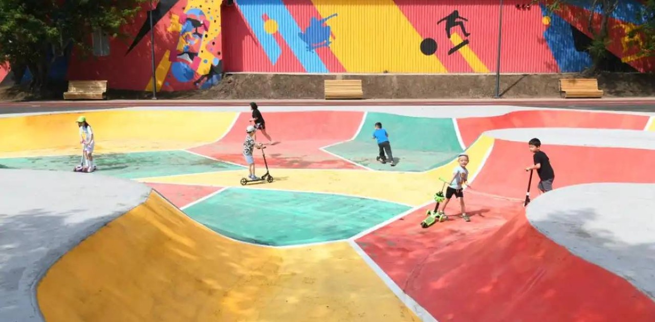 Балаларға қуаныш сыйлаған алаң: Астанада жаңа кеңістік ел игілігіне берілді