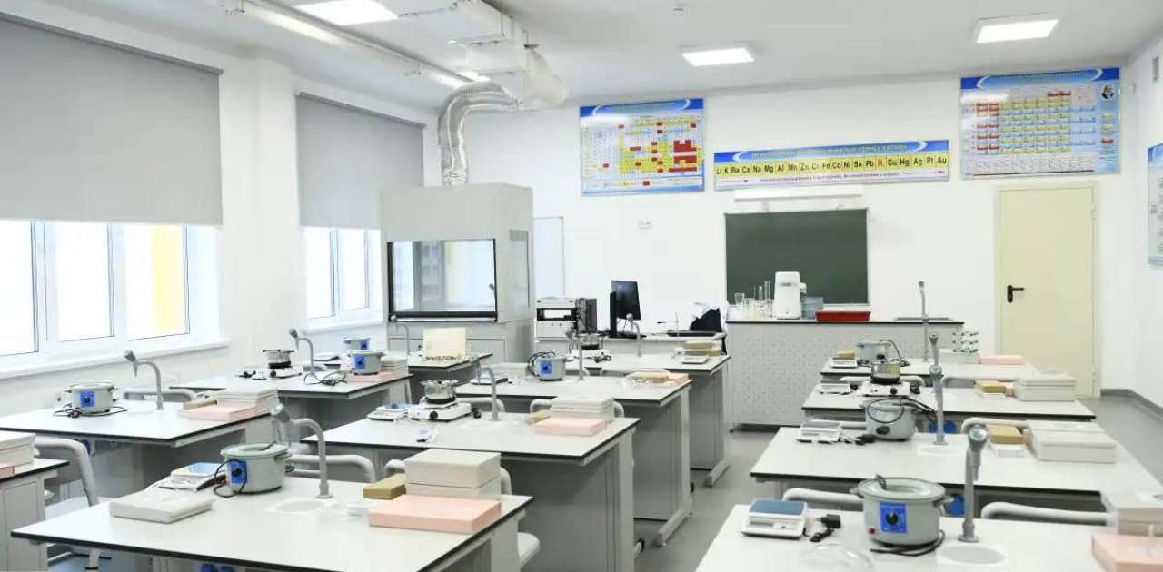 4 мыңнан астам мектептің материалдық-техникалық базасы жаңартылды