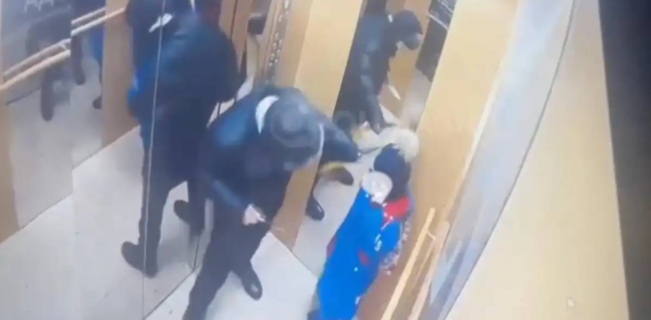 Лифтідегі шабуыл: 5 жасар баланың қазіргі жағдайы белгілі болды