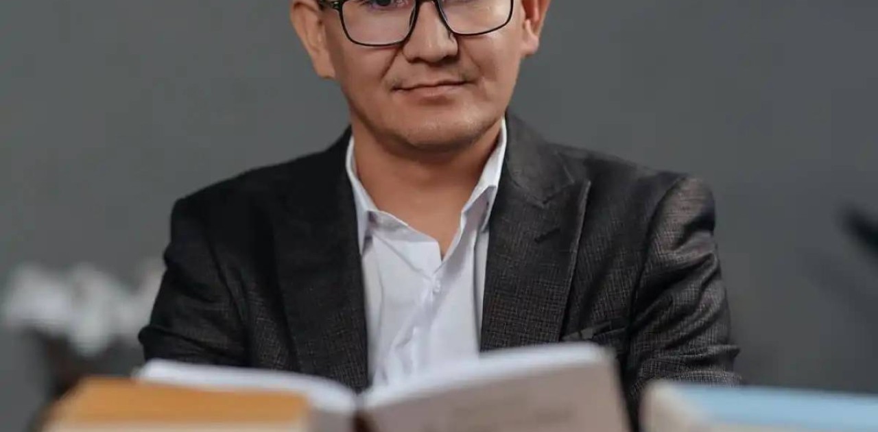 «Жуық арада түзеледі деп ойламаймын»: танымал ұстаз Аятжан Ахметжан балалар арасындағы қатігездік туралы айтты