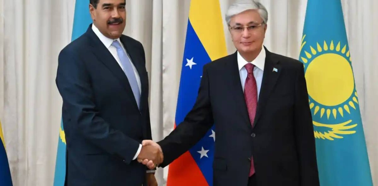 Қасым-Жомарт Тоқаев Венесуэла Президенті Николас Мадуромен кездесті