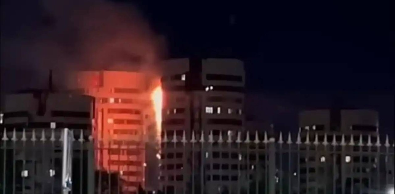 Астанада «7 бочек» тұрғын үй кешені өртенді: қаза тапқандар жоқ