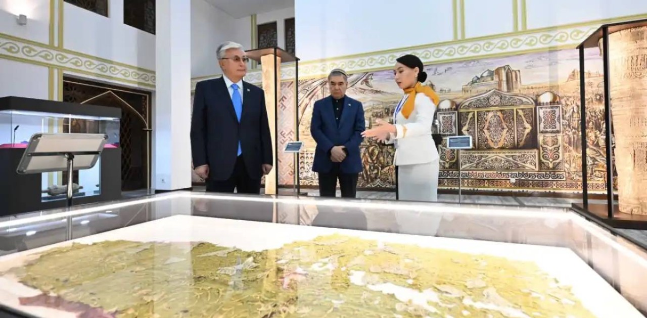 Қазақстан Президенті мен Түрікменстан Халк Маслахатының Төрағасы Turkistan визит орталығына барды