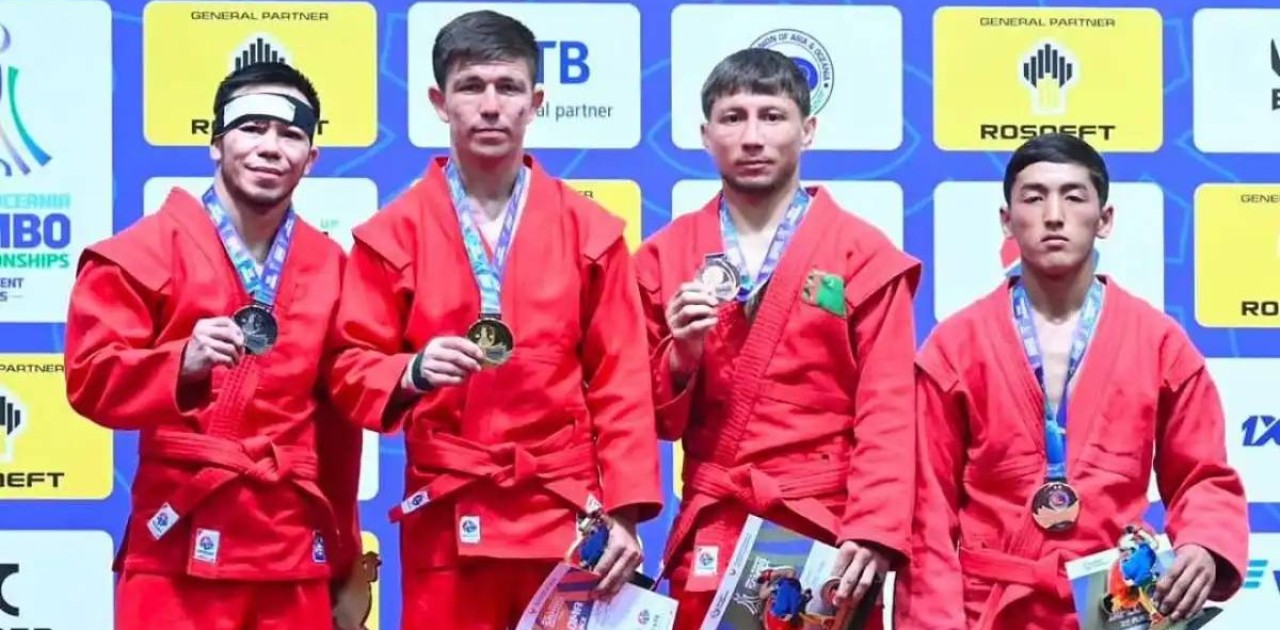 Ұландық құрлықтық чемпионатта жауынгерлік самбодан күміс жүлдегер атанды