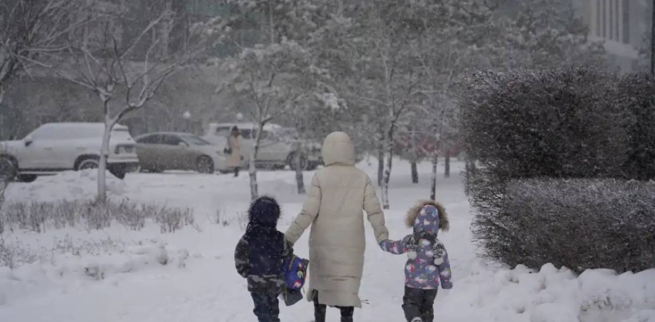 Астанада екінші ауысымдағы мектеп оқушылары қашықтан оқиды