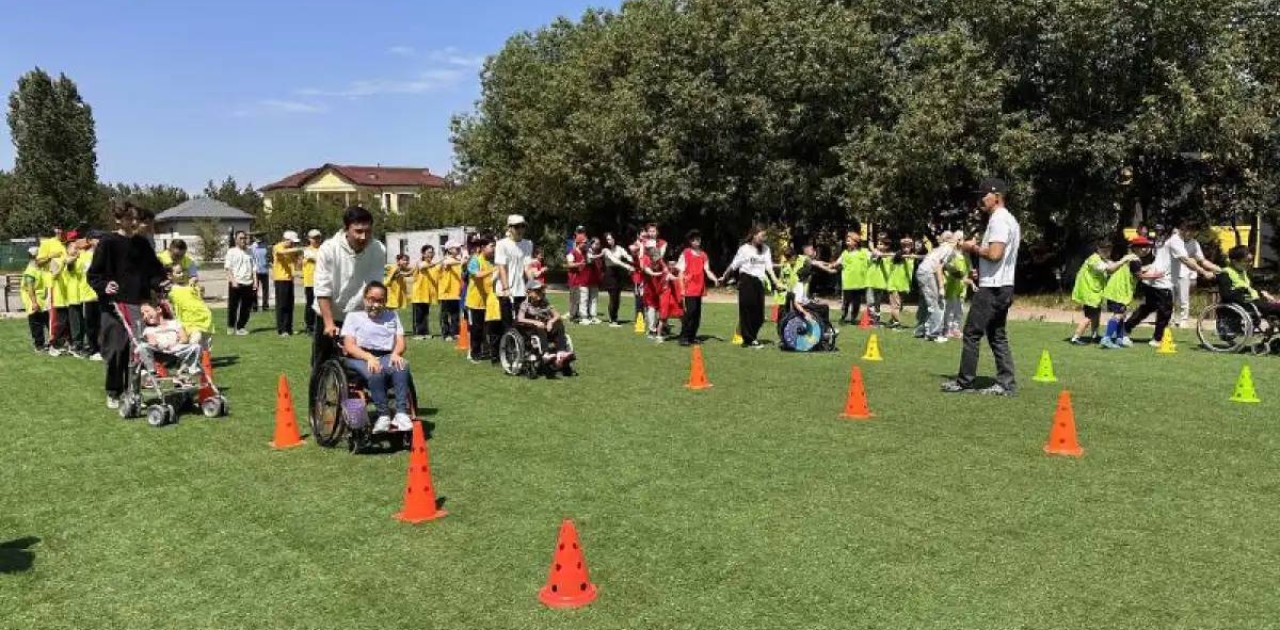 Балаларды қорғау күні: Елордада инклюзивті спорттық жарыстар өтті
