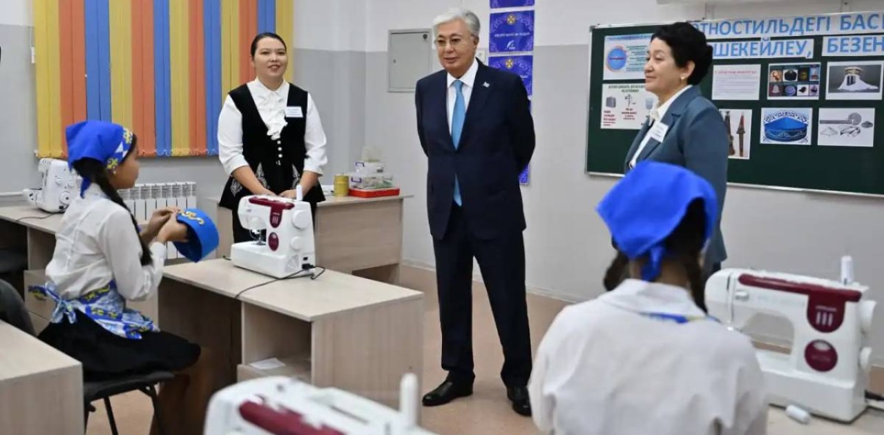 Қасым-Жомарт Тоқаев Ынтымақ ауылындағы №30 орта мектепке барды