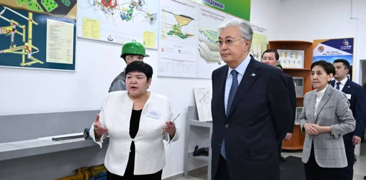 Қасым-Жомарт Тоқаев Хромтау жоғары тау-кен техникалық колледжіне барды