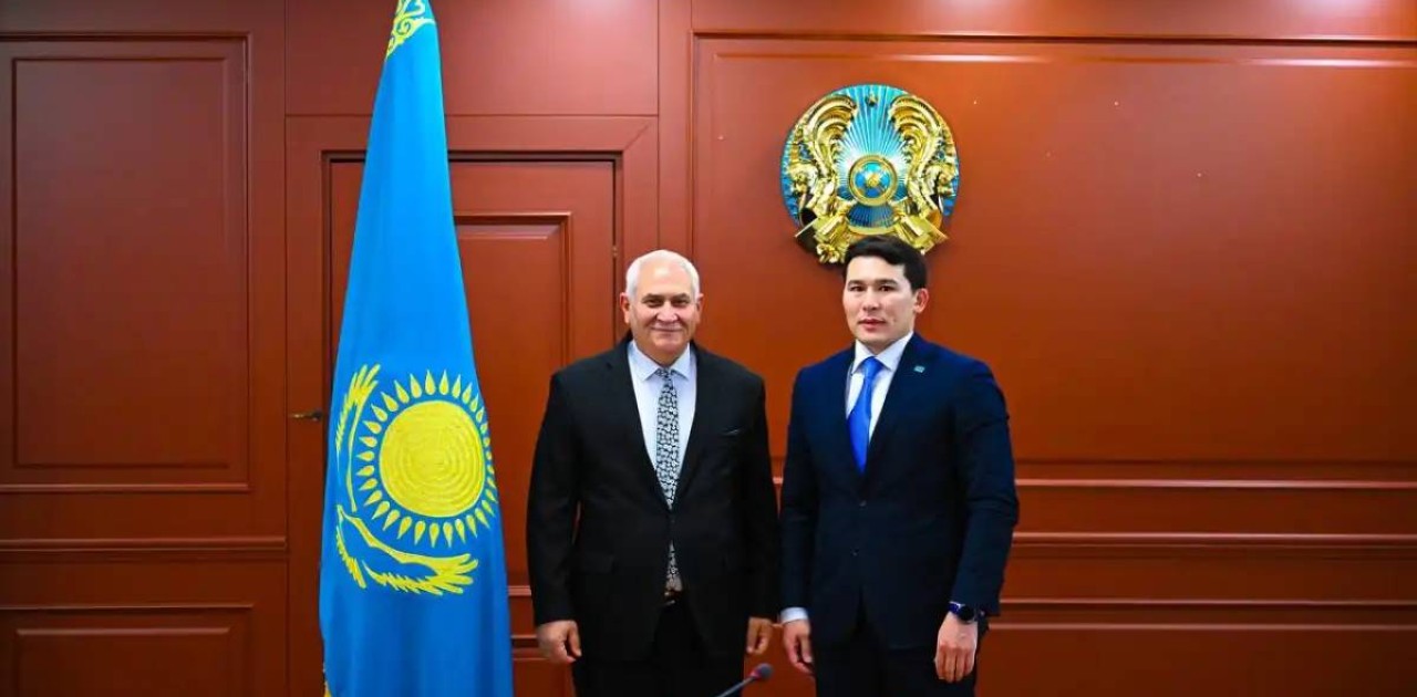 Ербол Мырзабосынов Халықаралық ауыр атлетика федерациясының басшысымен кездесті